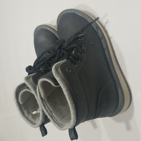 OLD NAVY Charcoal Ankle Boots - Picture 4 of 7